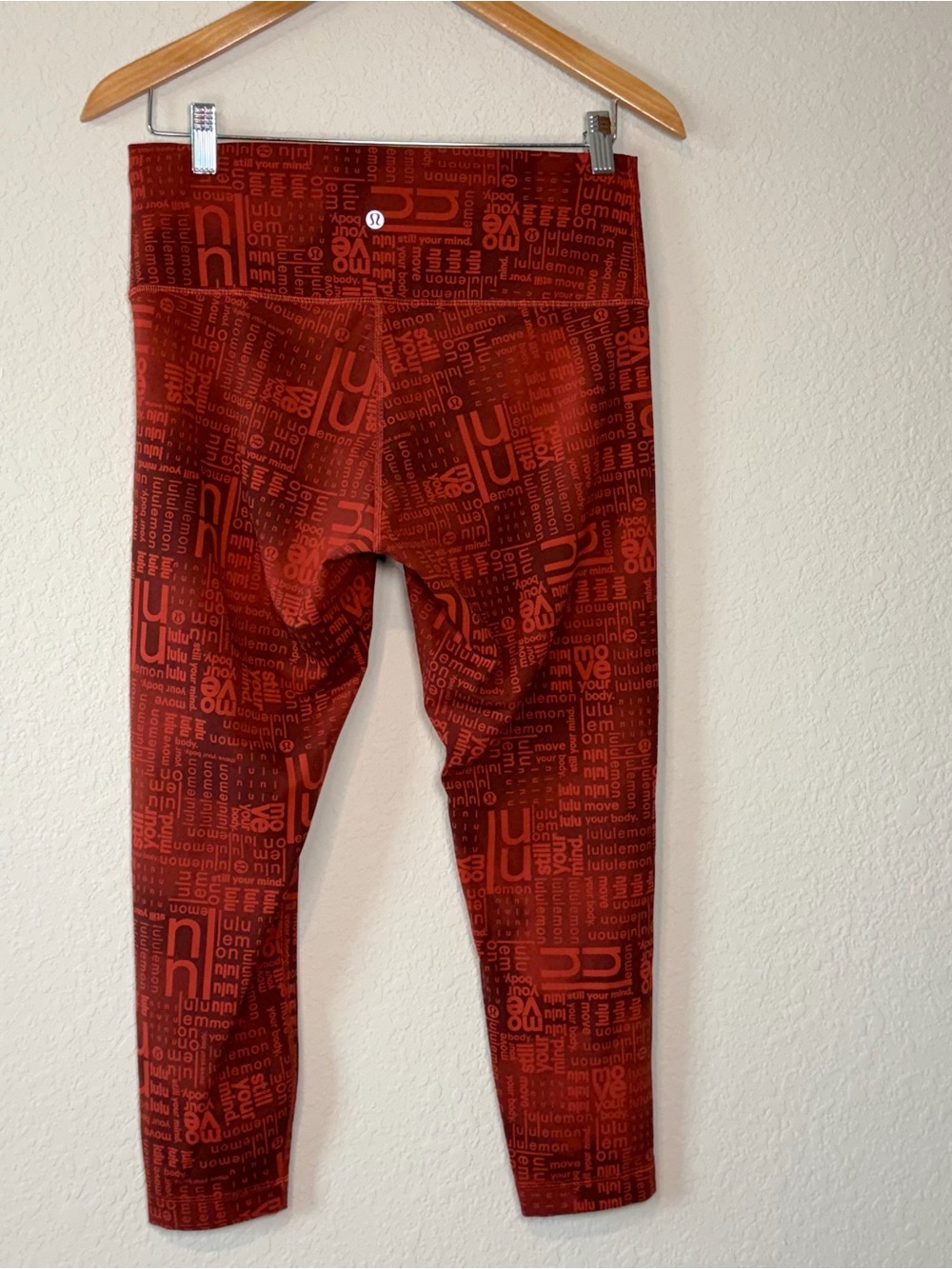 Lululemon Wunder Train High-Rise Crop 23" Lululemon Ombre Red Multi